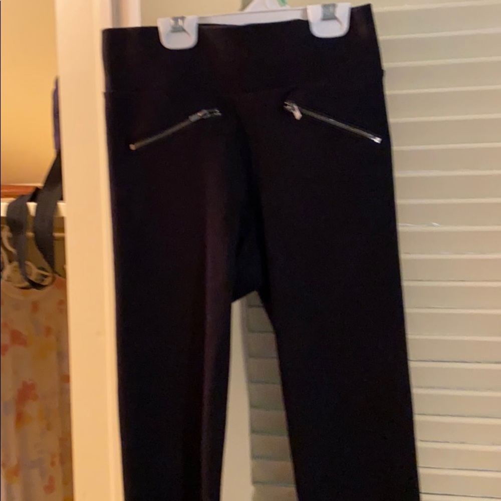 Old navy slip on pants